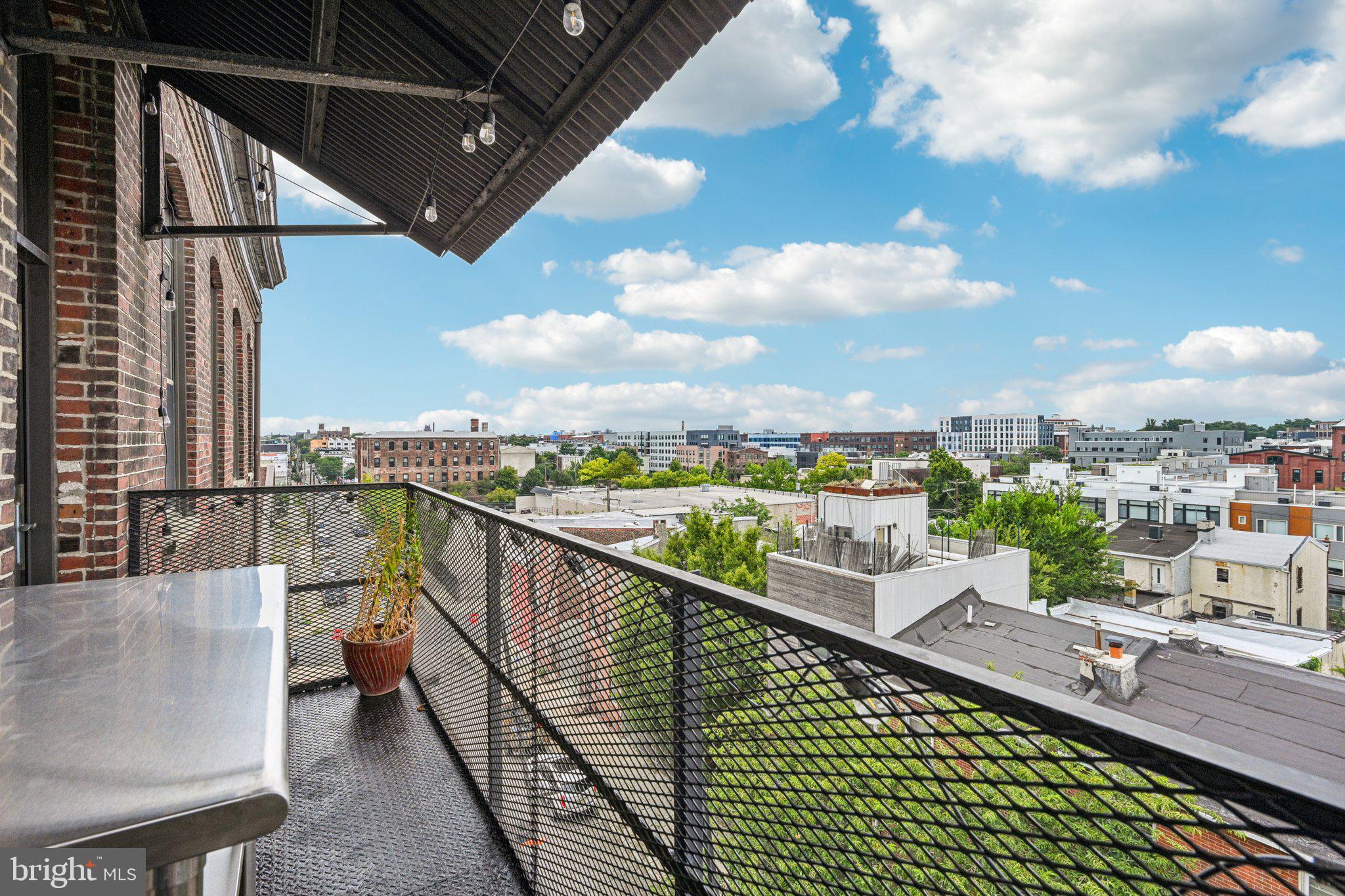 OLDE KENSINGTON - Residential