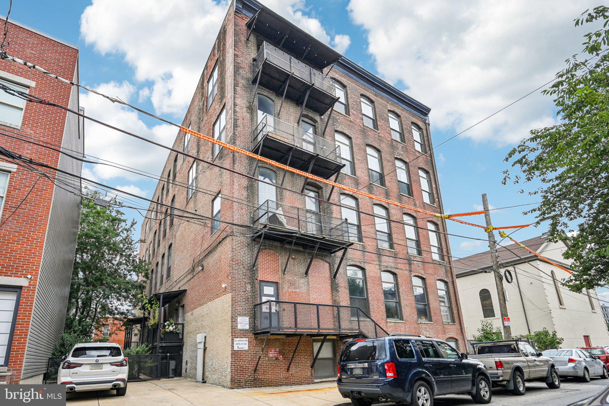 OLDE KENSINGTON - Residential