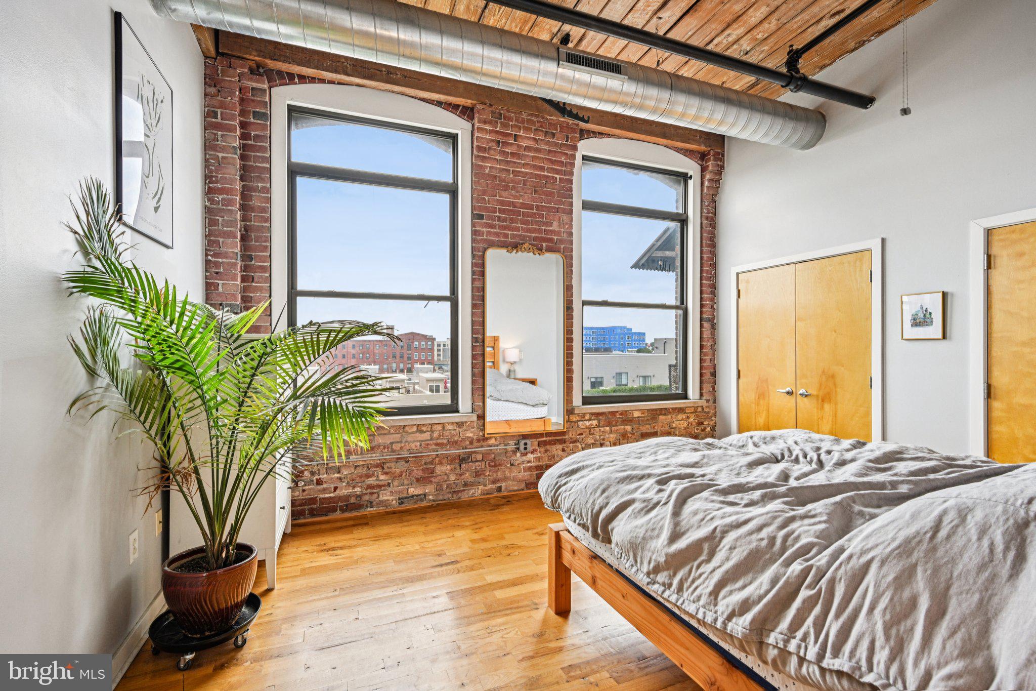 OLDE KENSINGTON - Residential