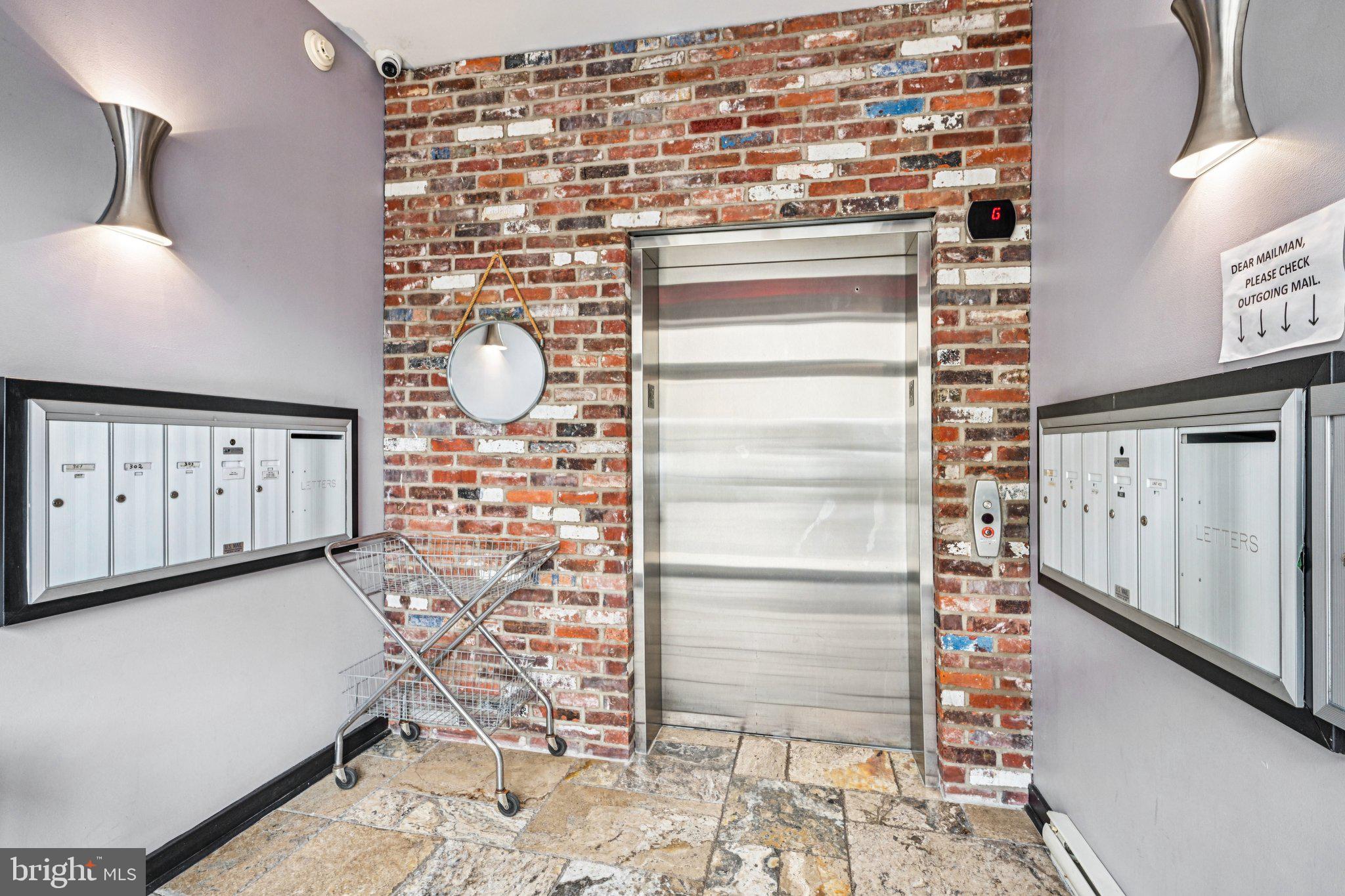 OLDE KENSINGTON - Residential