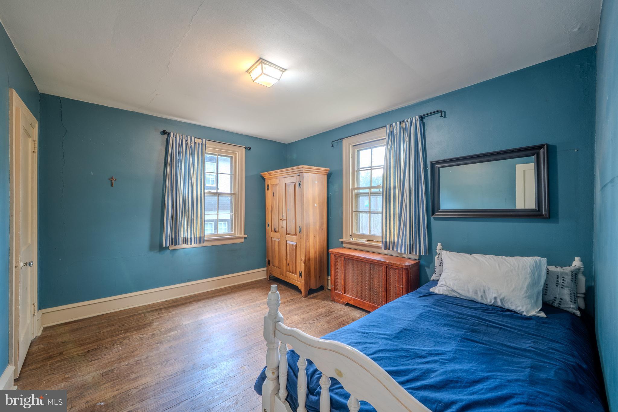 SOUTH WAYNE - Residential