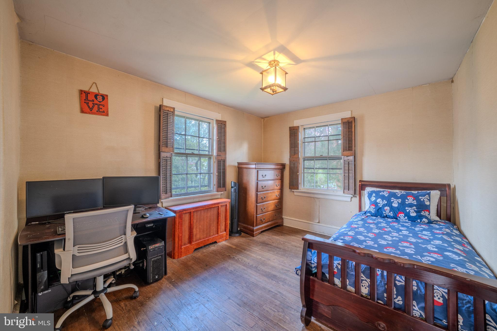 SOUTH WAYNE - Residential