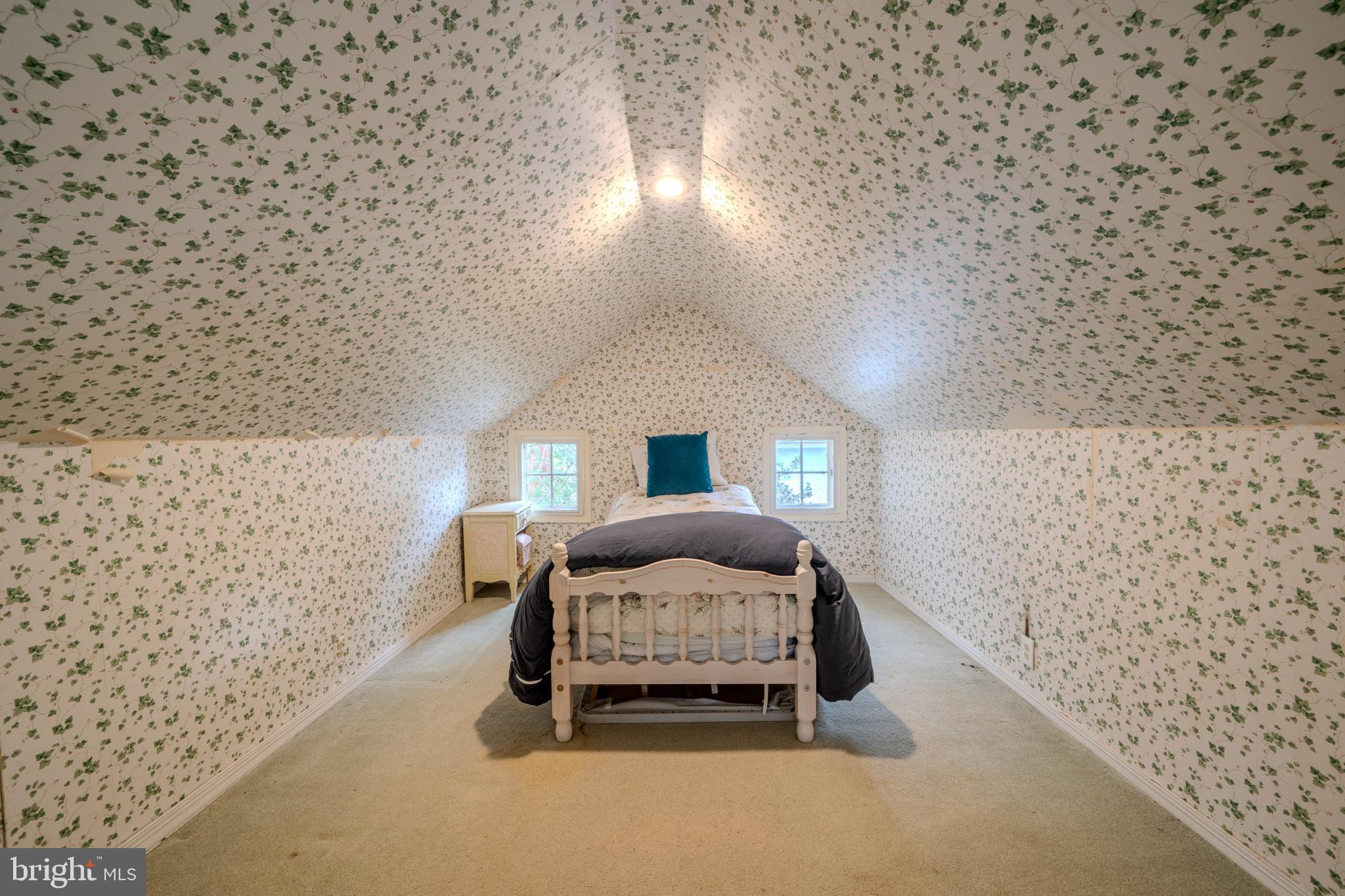 SOUTH WAYNE - Residential