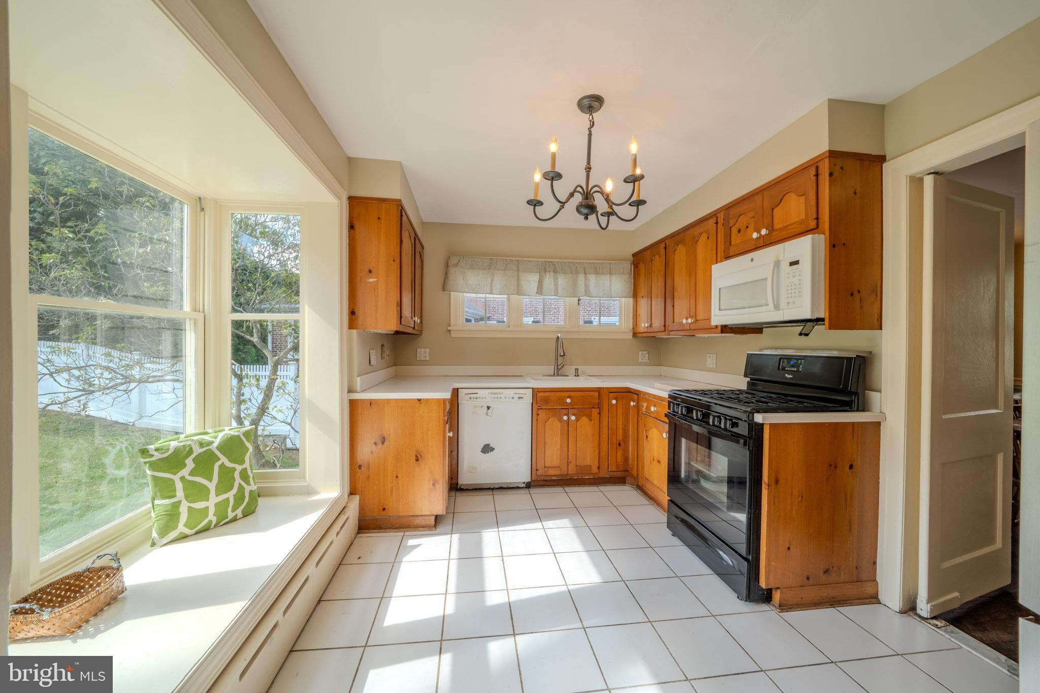 SOUTH WAYNE - Residential