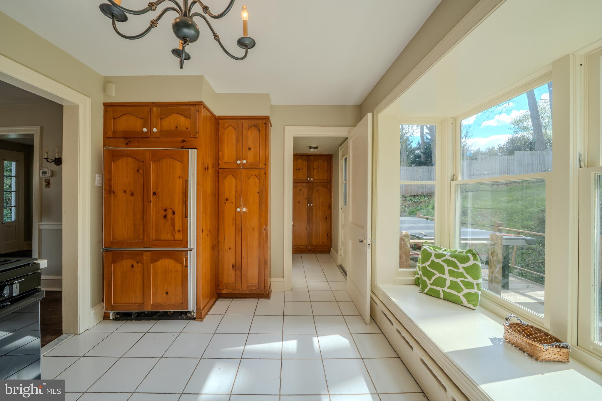 SOUTH WAYNE - Residential