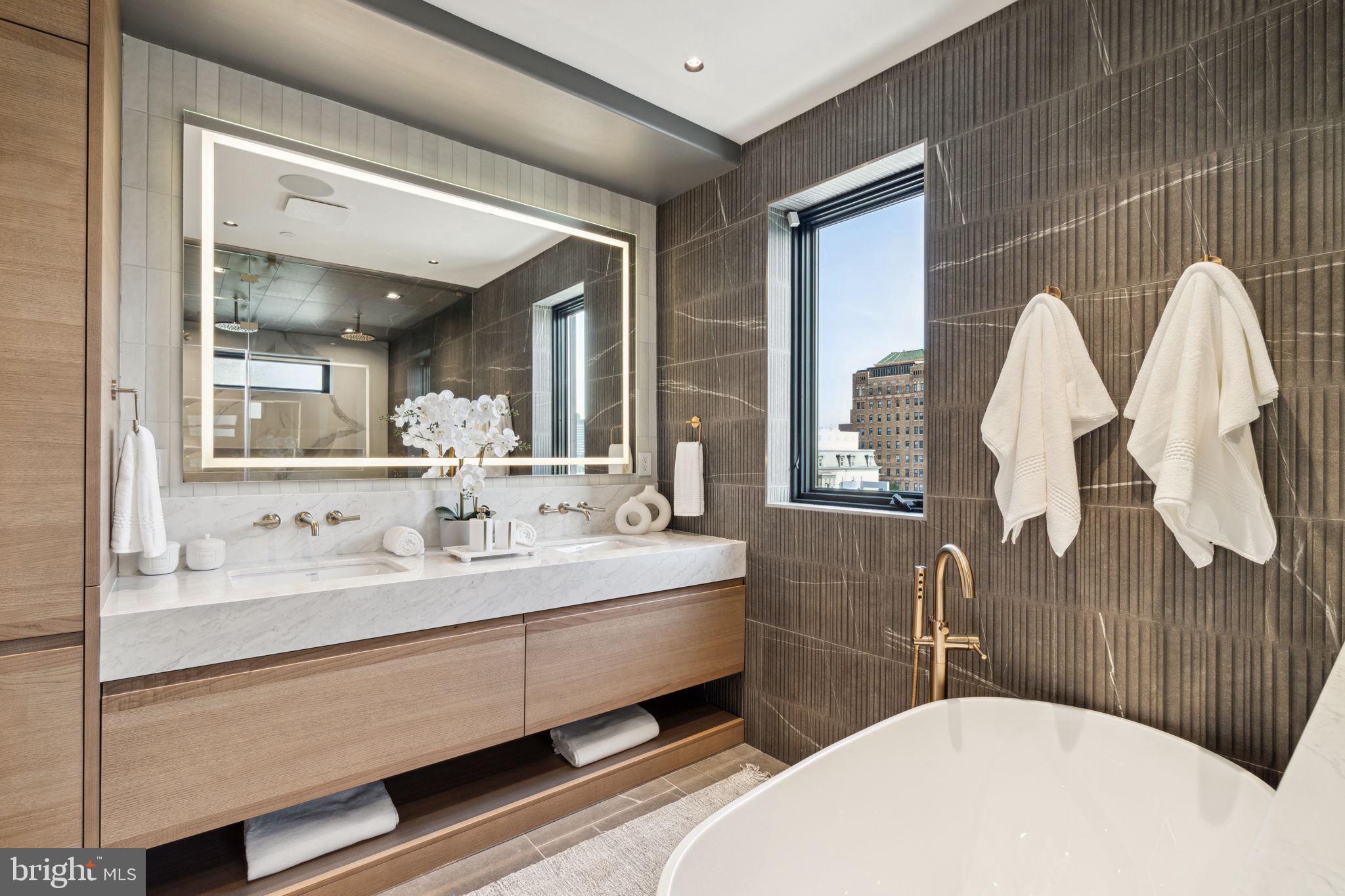 FITLER SQUARE - Residential