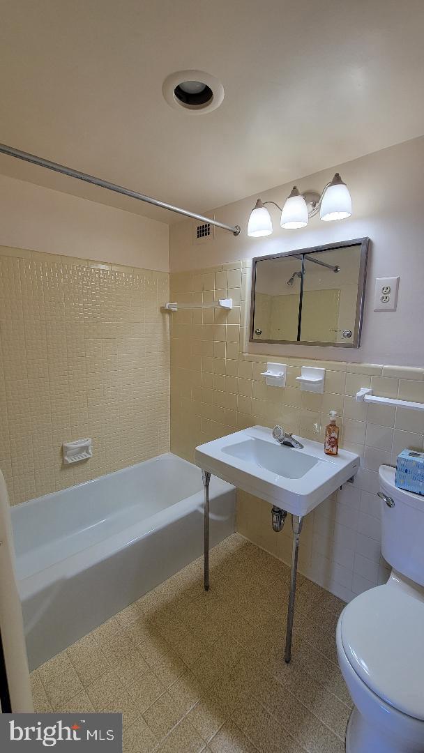 10401 GROSVENOR PLACE 1308
