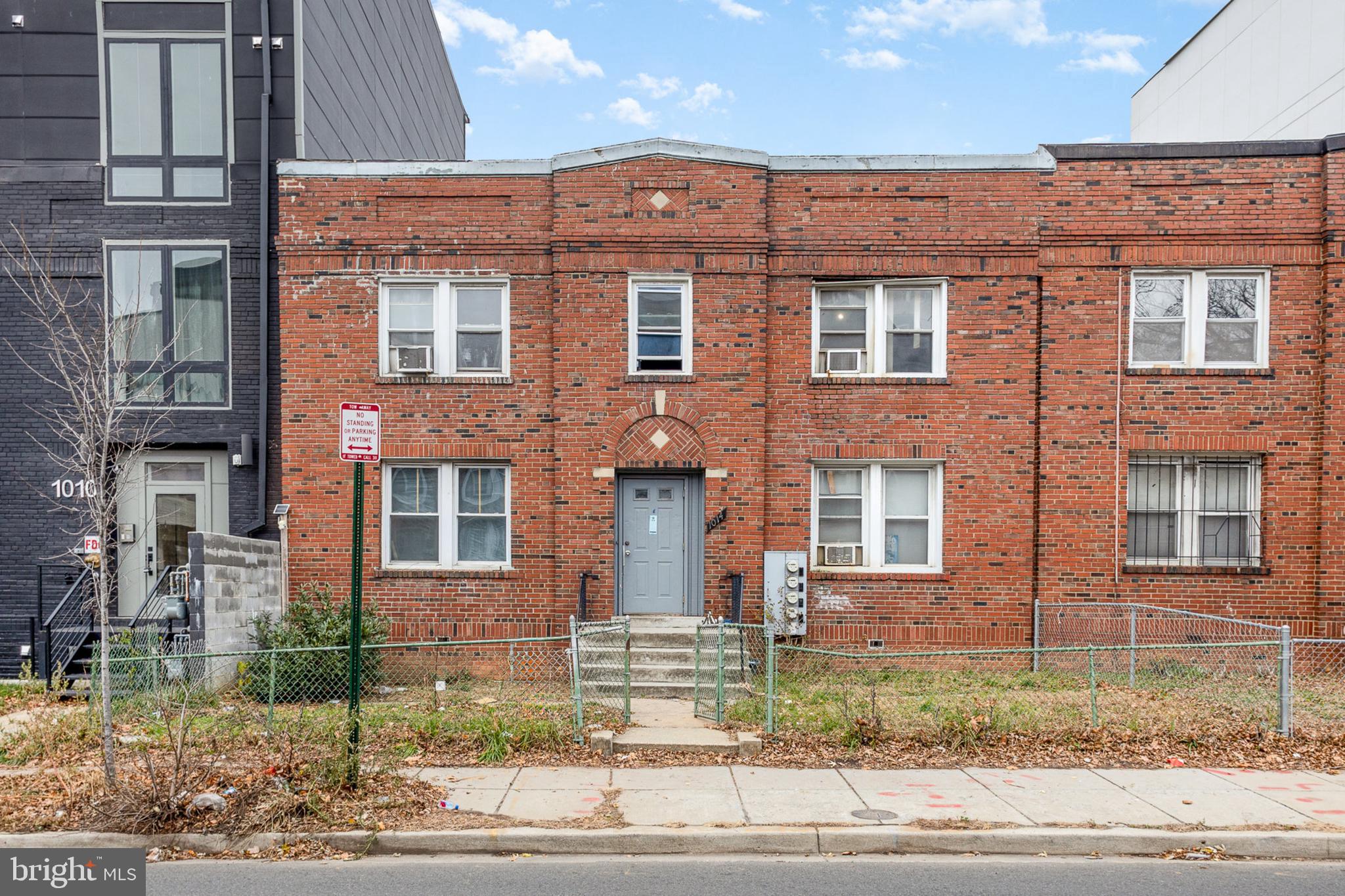1014 17TH STREET NE