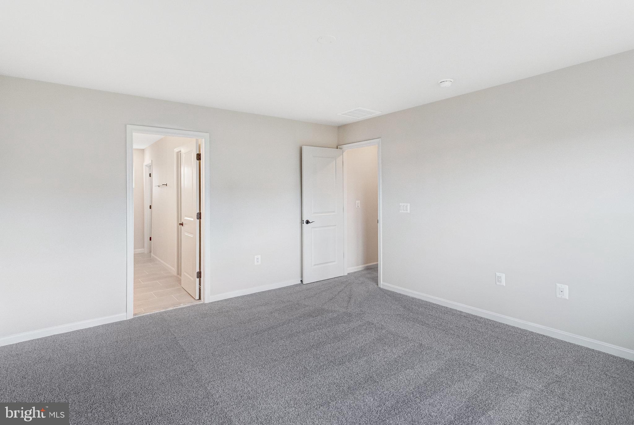 SEASONS AT ROUND MILL MEADOWS - Residential