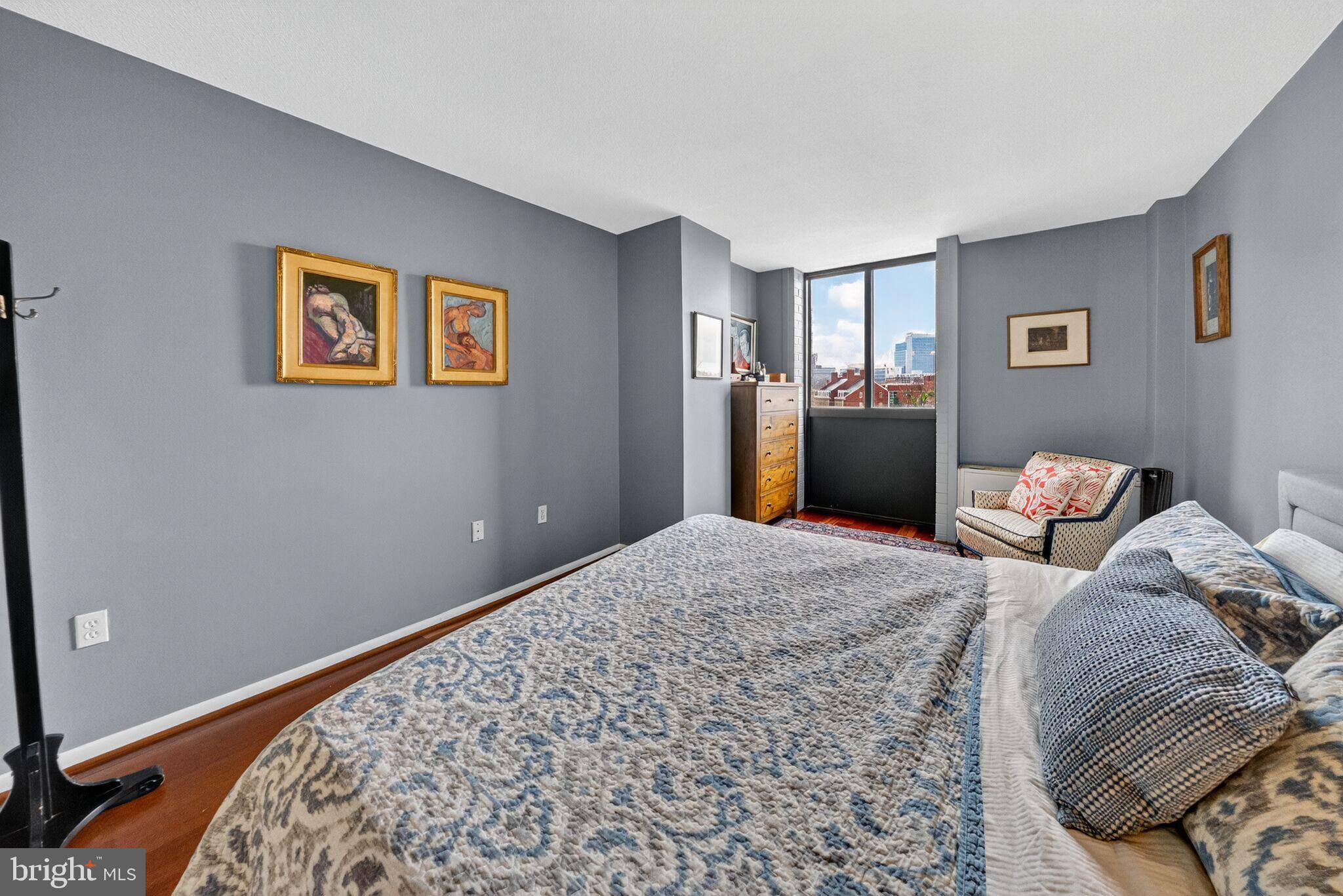 CHEVY CHASE - Residential