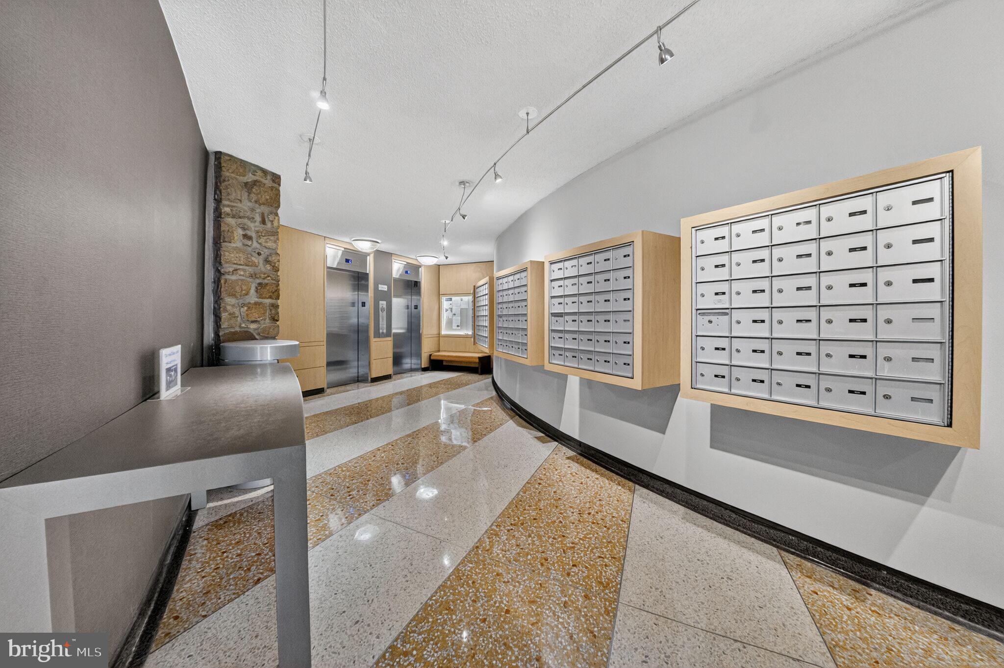 4242 E WEST HIGHWAY 714