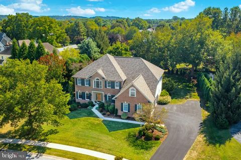 Photo of 677 Dorset Street, LITITZ, PA 17543 (MLS # PALA2076604)