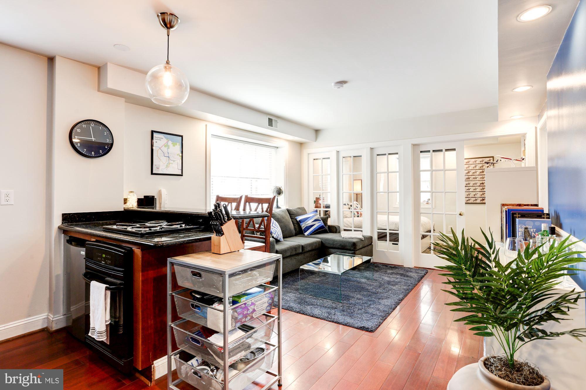 MT VERNON SQUARE - Residential