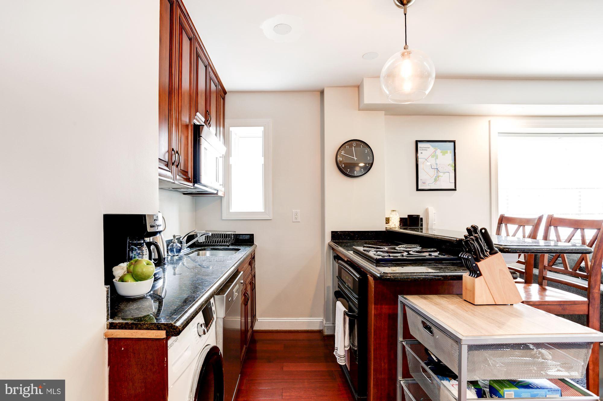 MT VERNON SQUARE - Residential
