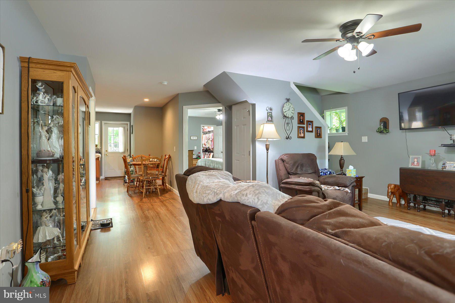 40 BLUE MOUNTAIN HEIGHTS
