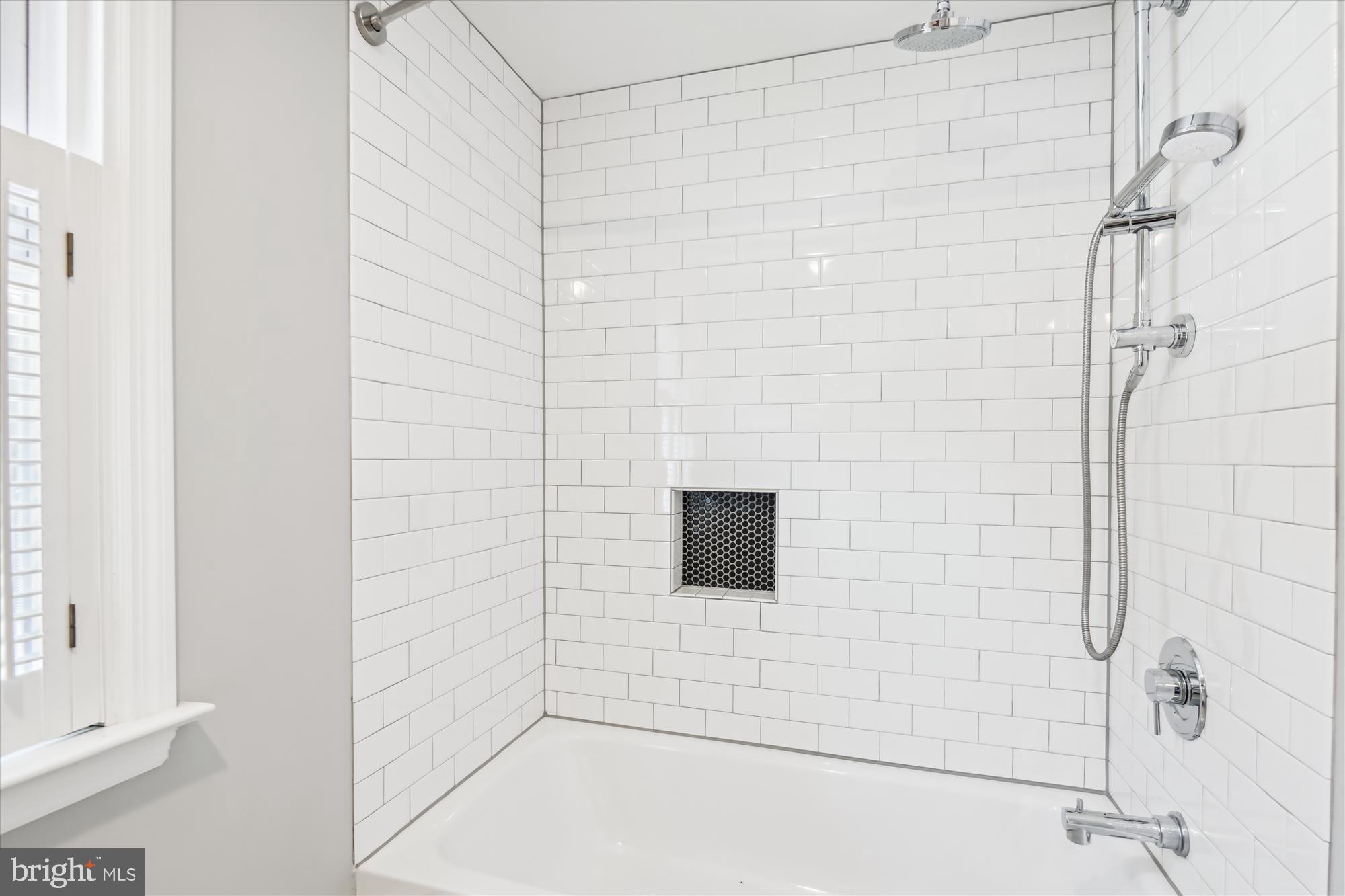 STONELEIGH - Residential