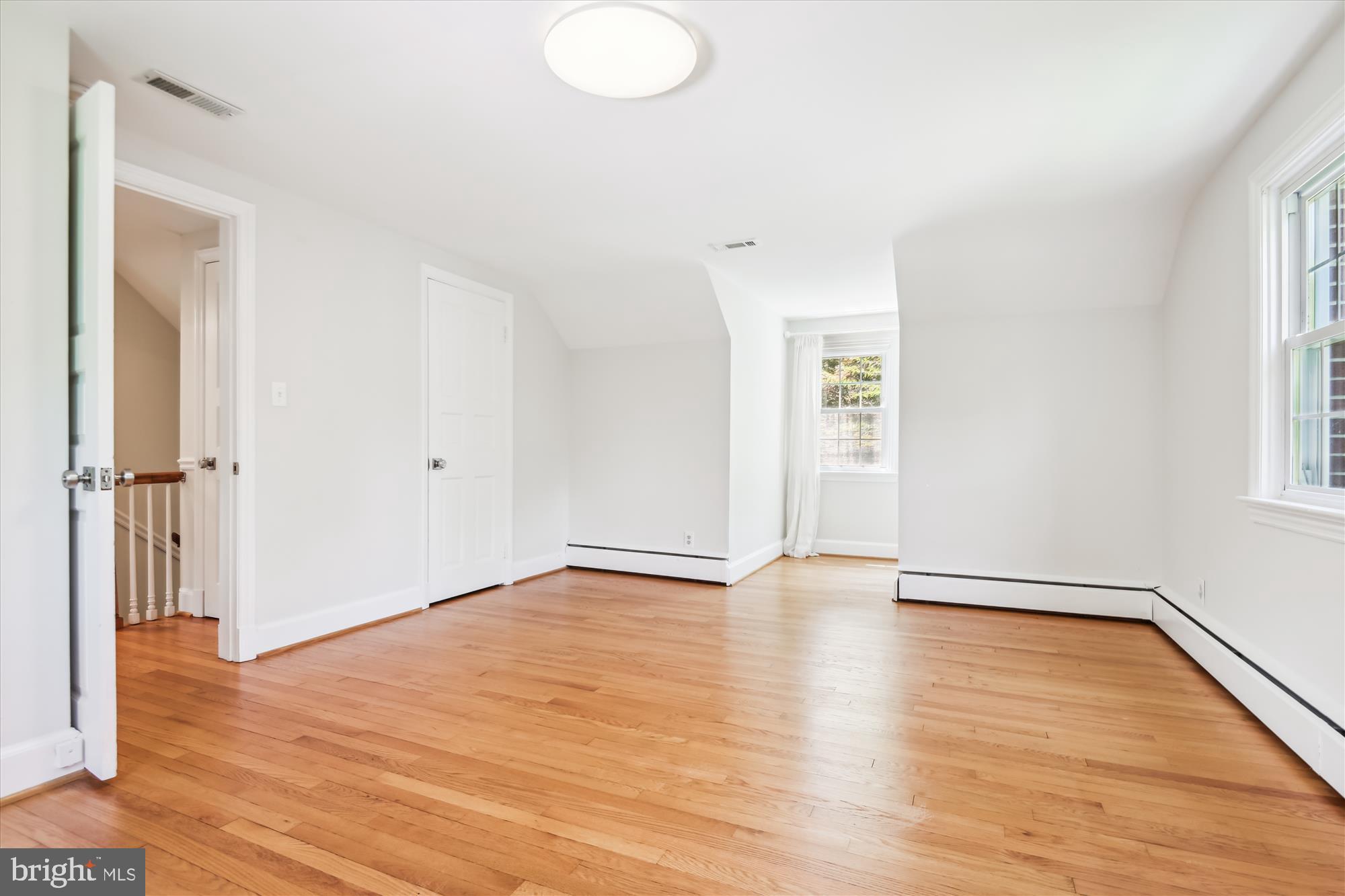 STONELEIGH - Residential