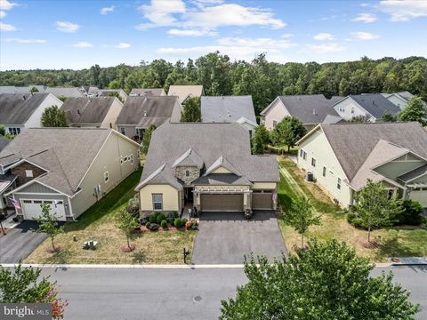 114 TURNSTONE LANE LAKE FREDERICK VA 22630