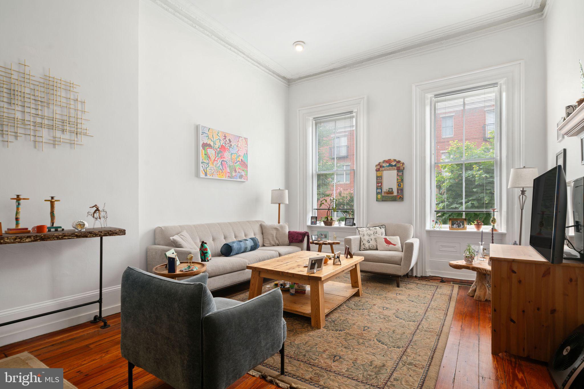 1613 GREEN STREET 1