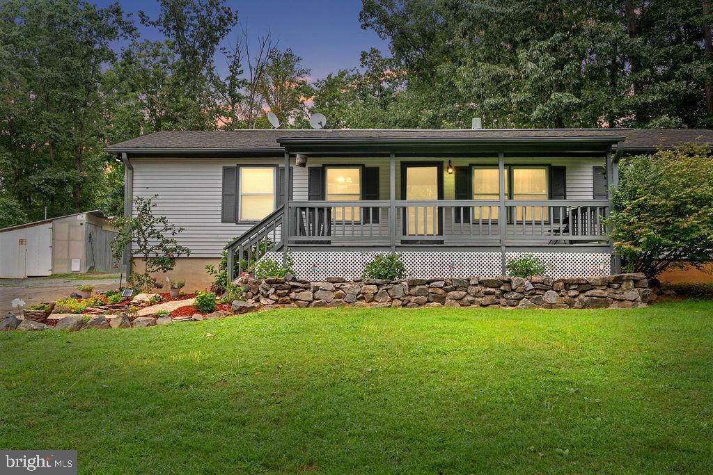 LAKE WILDERNESS - Residential