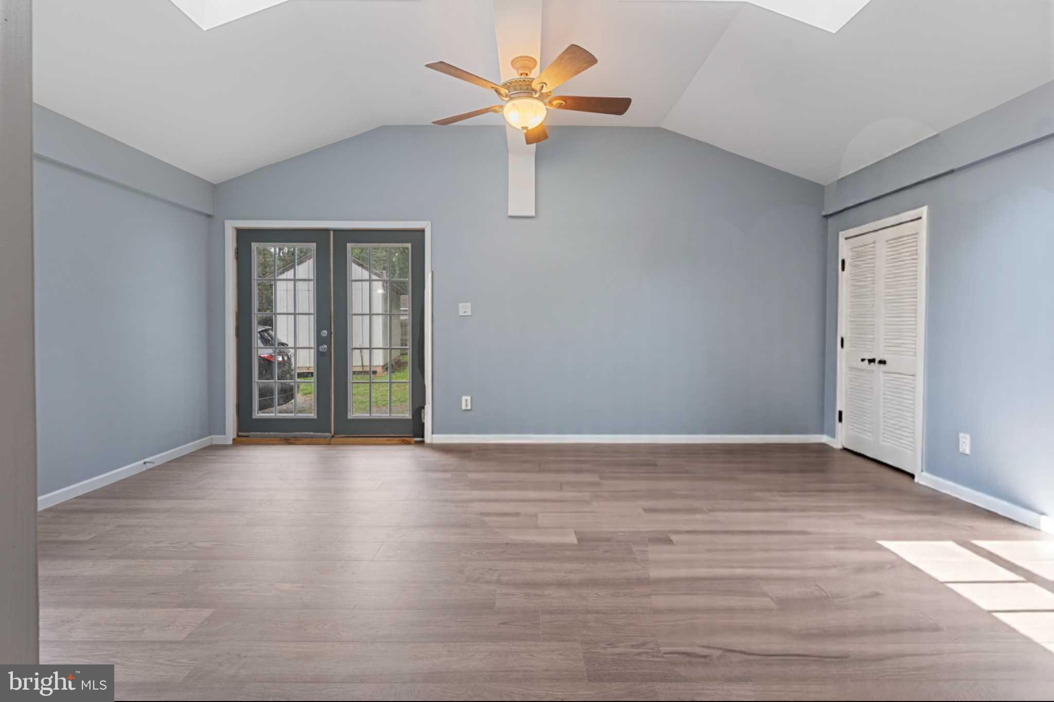 LAKE WILDERNESS - Residential