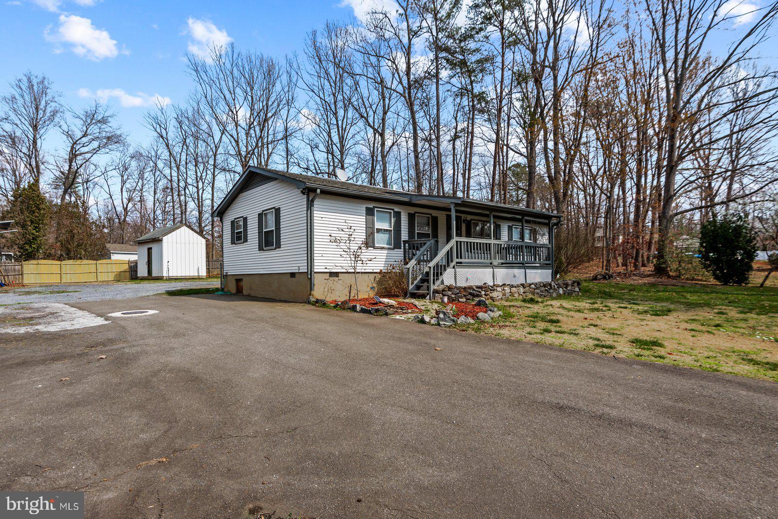 LAKE WILDERNESS - Residential