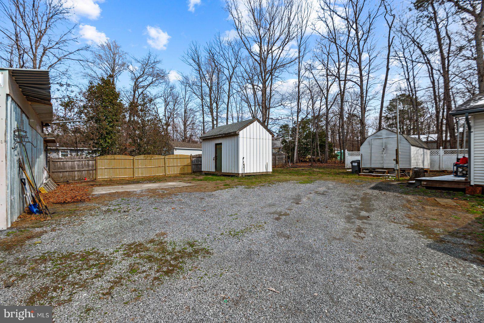 LAKE WILDERNESS - Residential