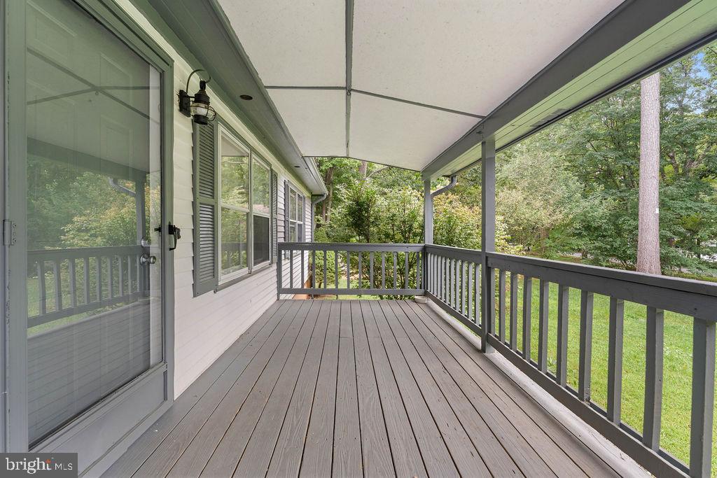 LAKE WILDERNESS - Residential