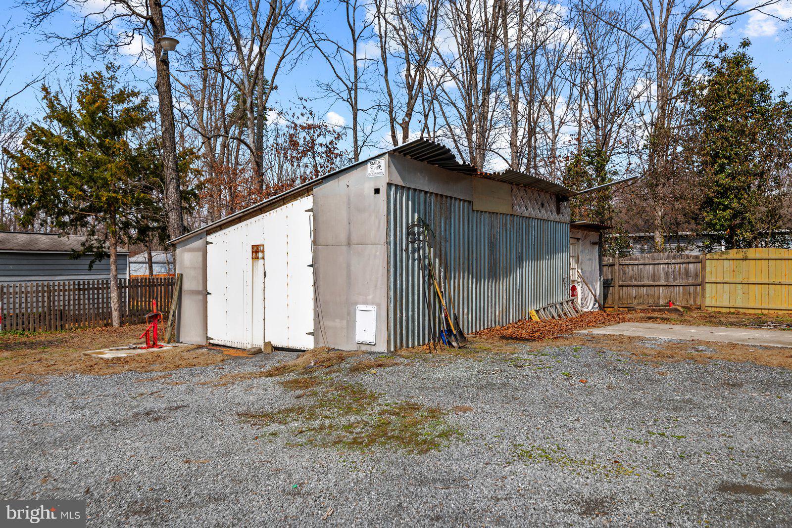 LAKE WILDERNESS - Residential