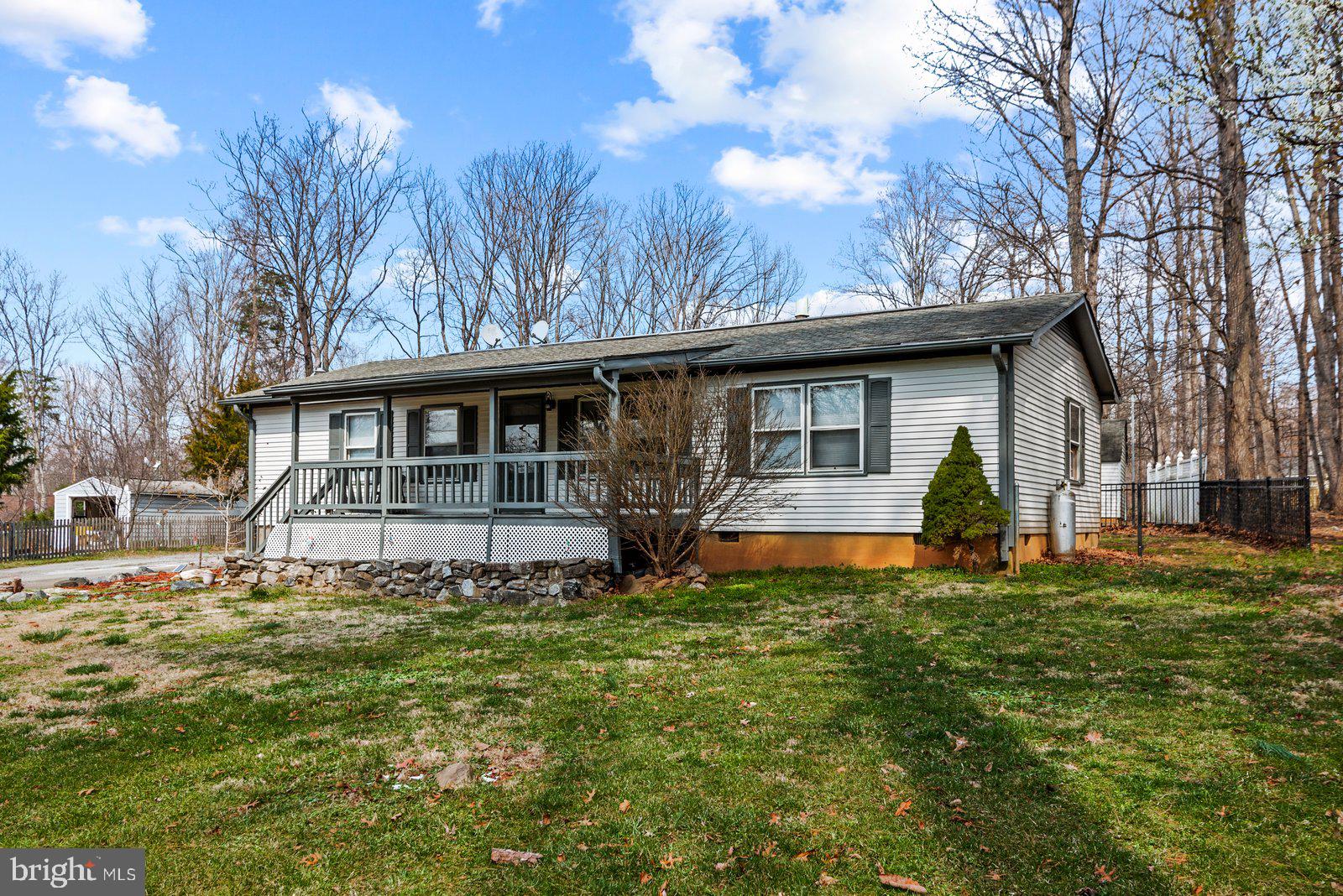 LAKE WILDERNESS - Residential