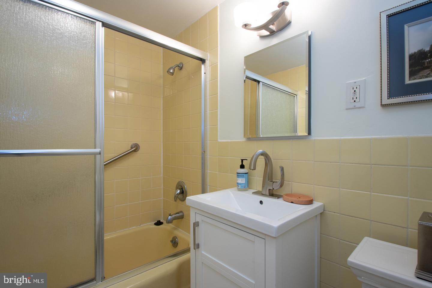 THE PHILADELPHIAN - Residential