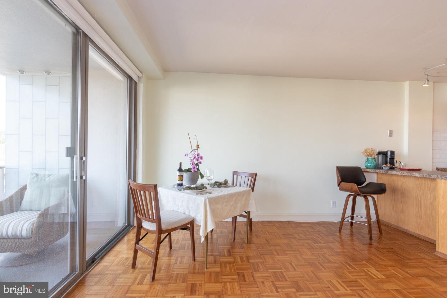 THE PHILADELPHIAN - Residential