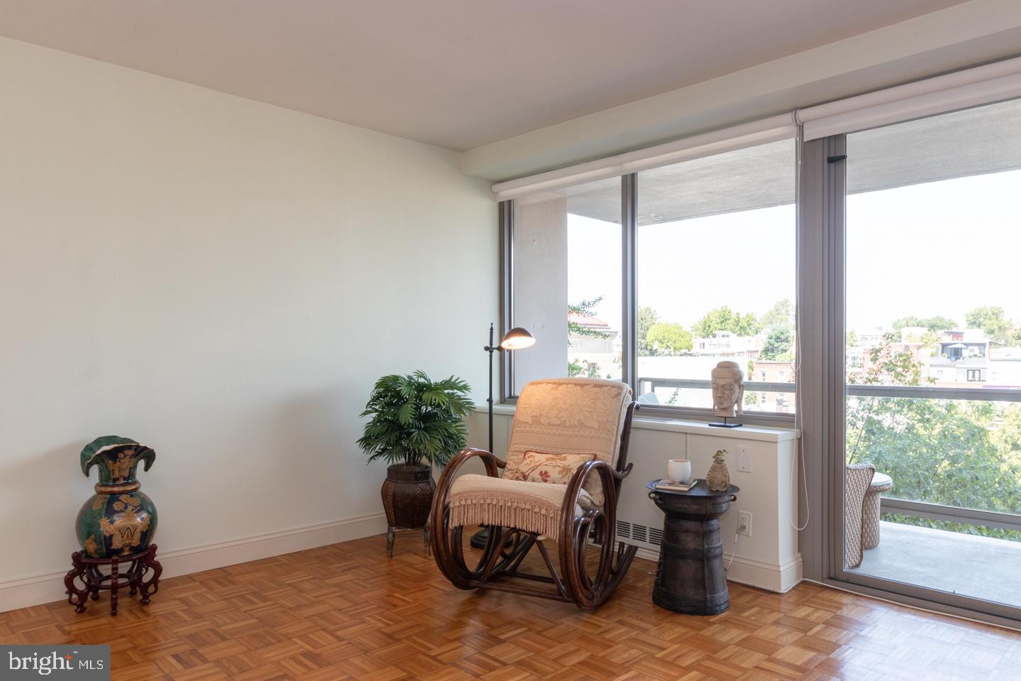 THE PHILADELPHIAN - Residential