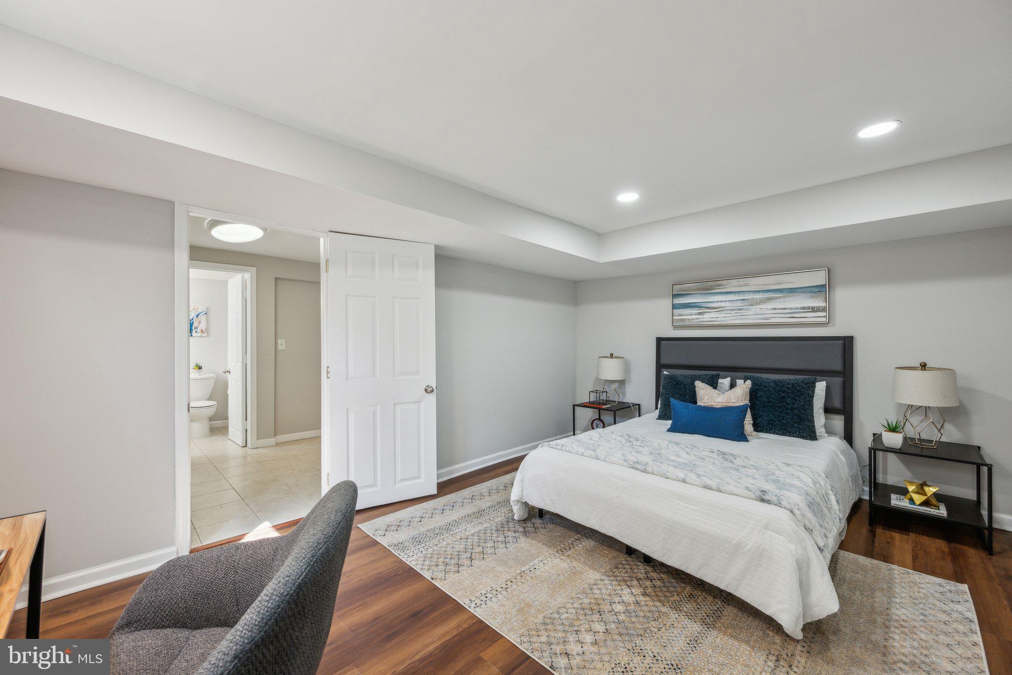 FOREST ESTATES - Residential