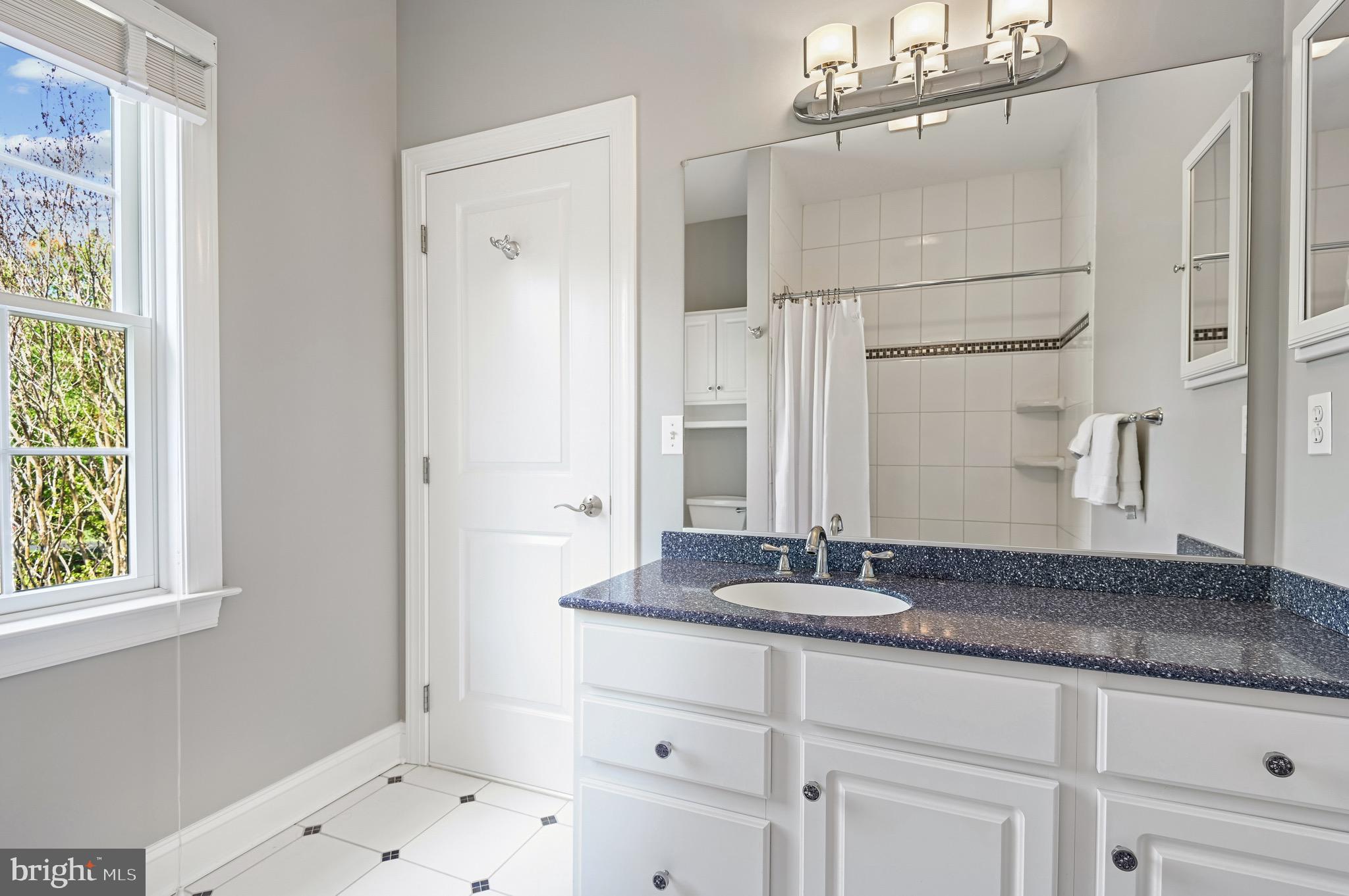 BRAESIDE - Residential