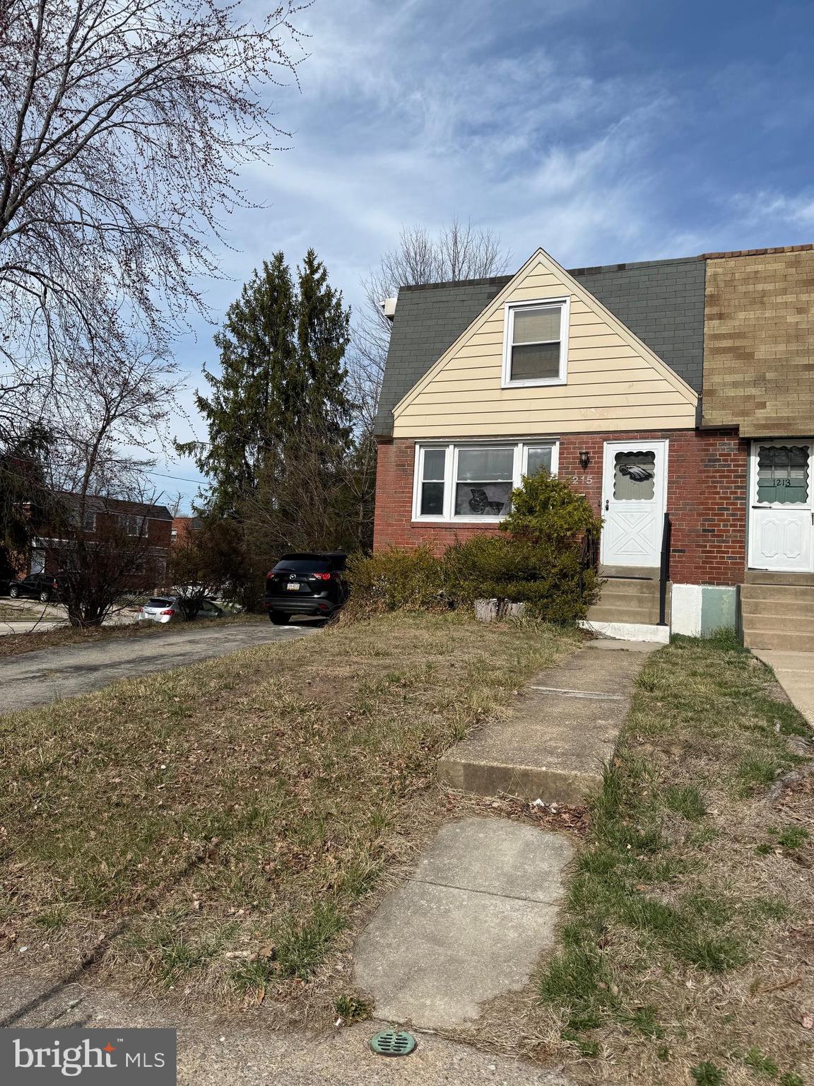 NORRISTOWN - Residential