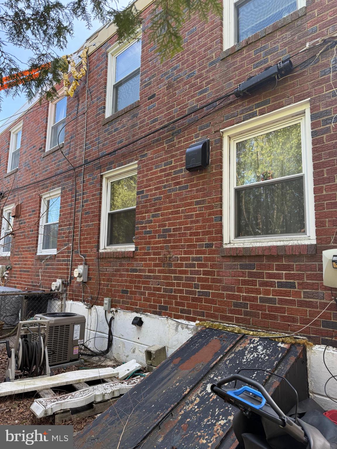 NORRISTOWN - Residential