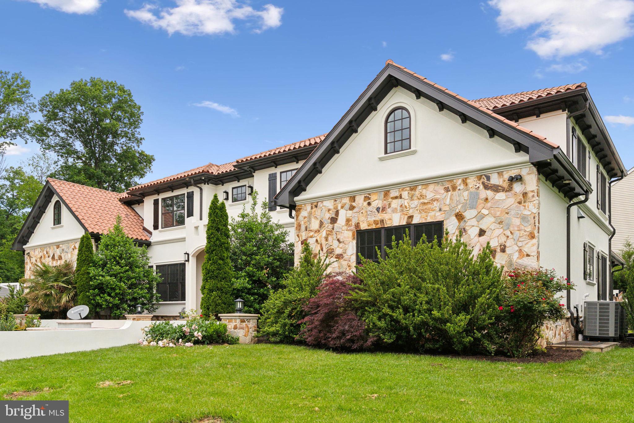 3325 BRANDY COURT