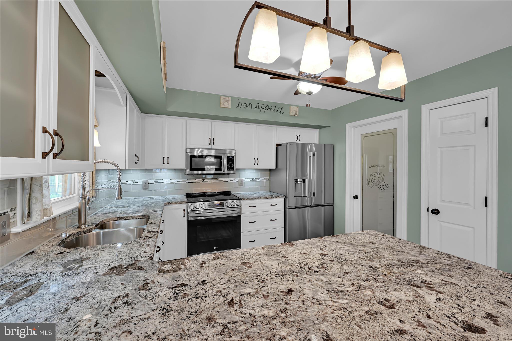 SADDLEBROOK - Residential