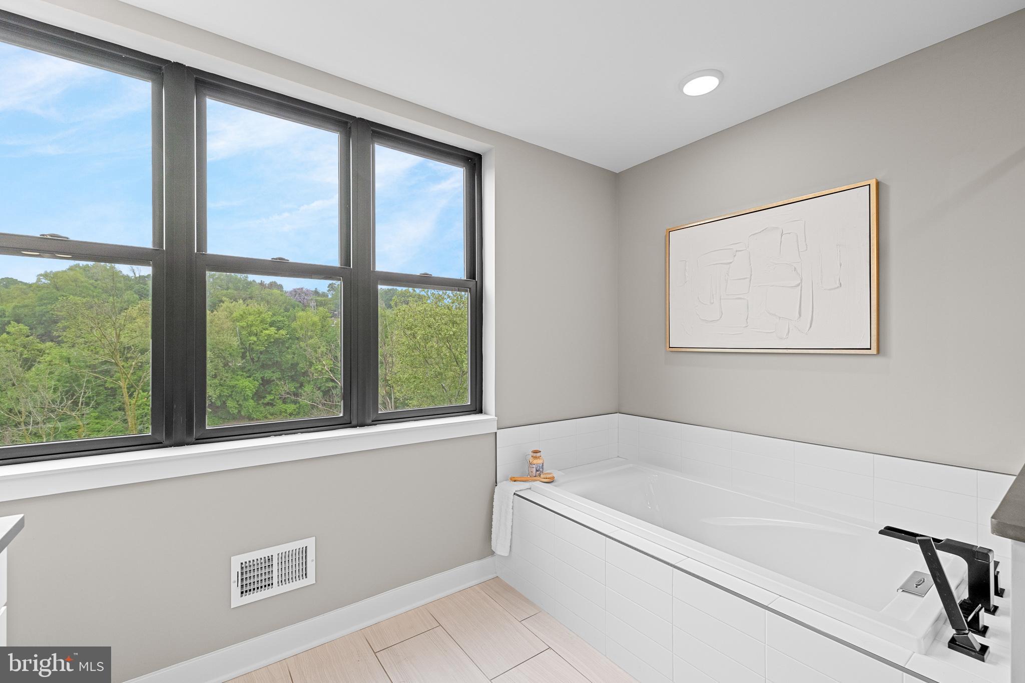 MANAYUNK - Residential