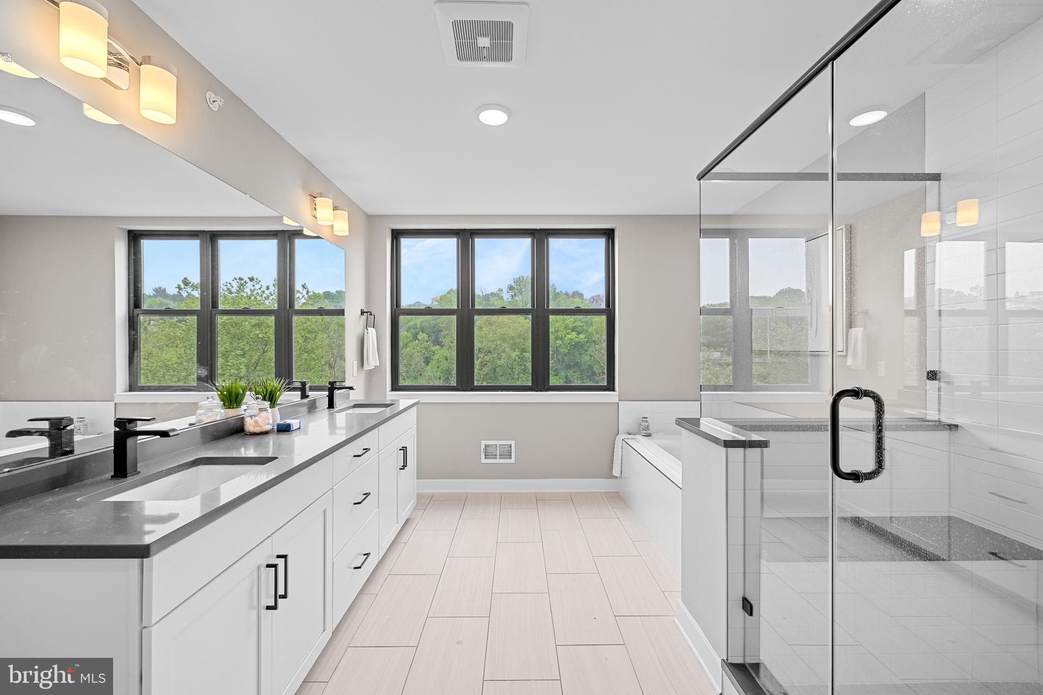 MANAYUNK - Residential