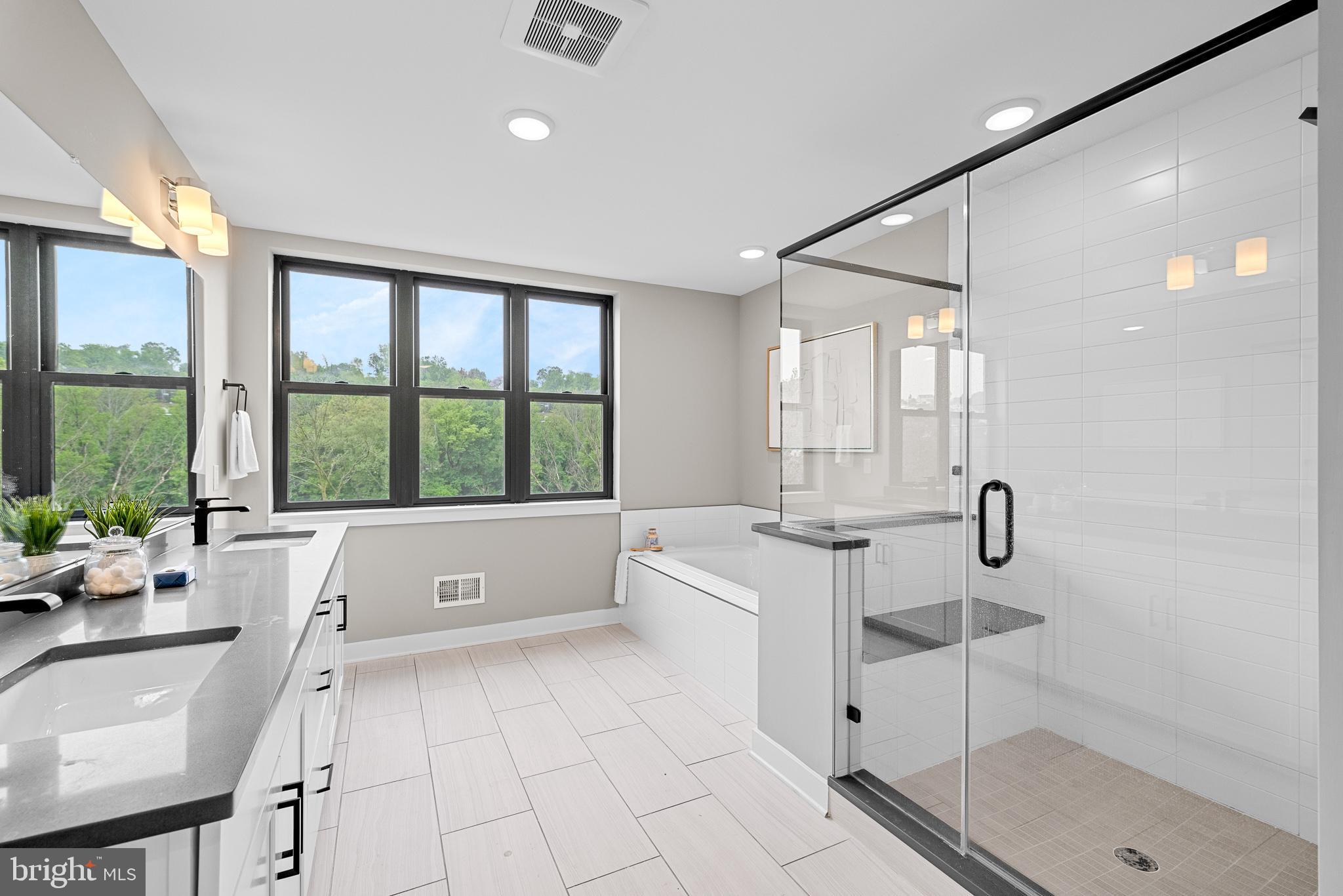 MANAYUNK - Residential