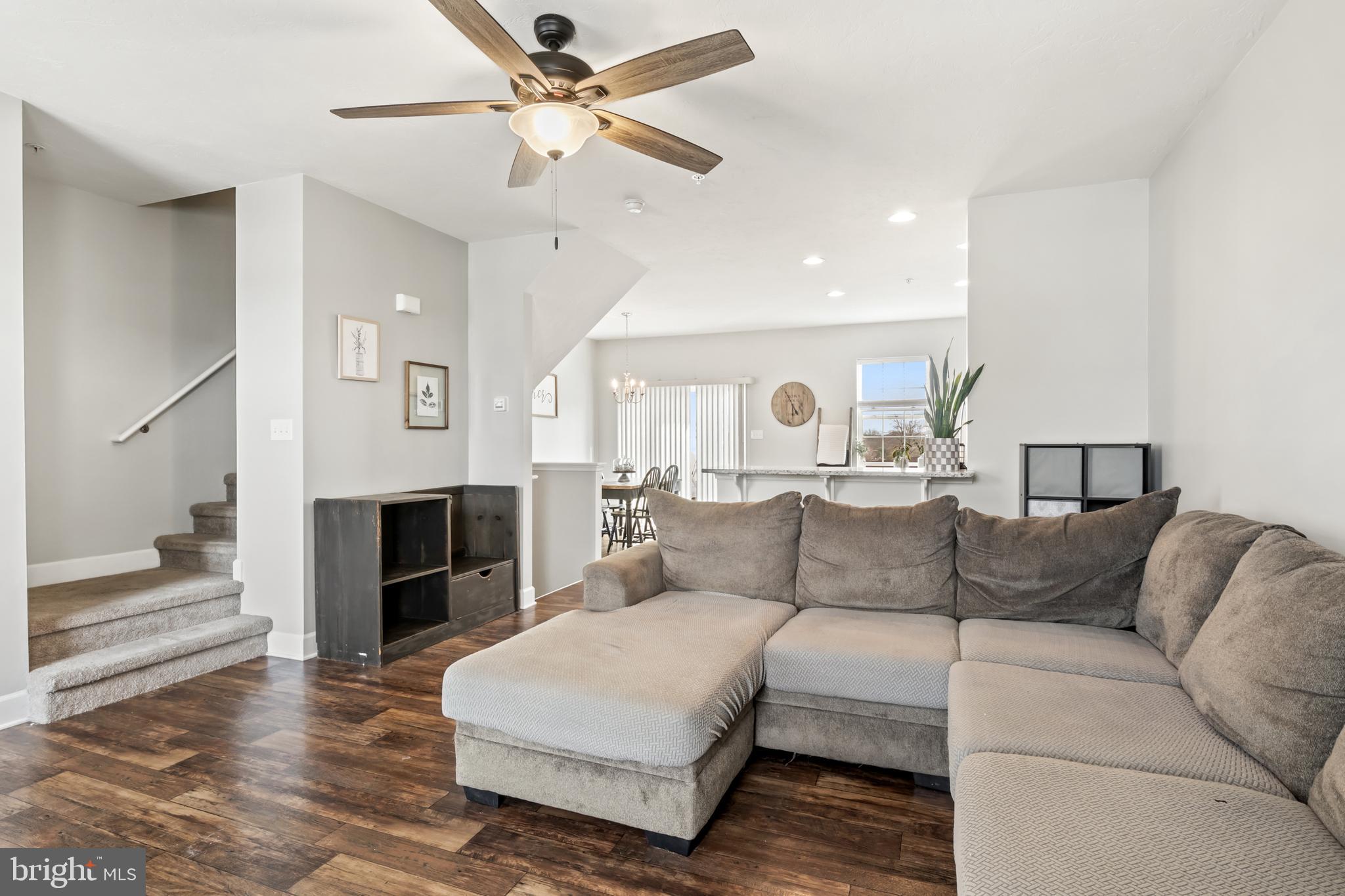 HOMESTEAD ACRES - Residential