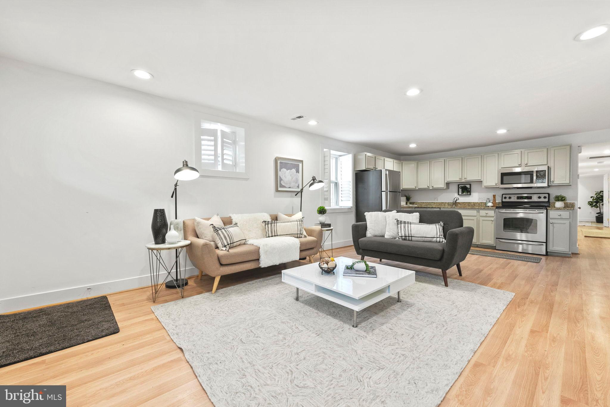 77 U STREET NW 2