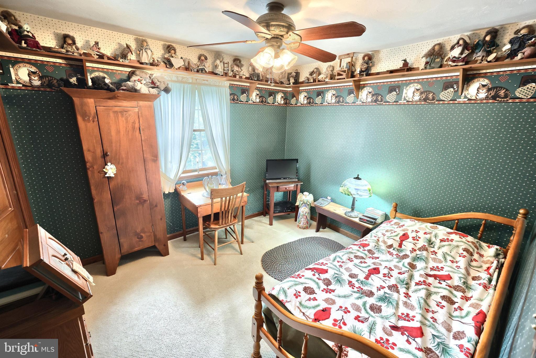 WASHINGTON AVE - Residential