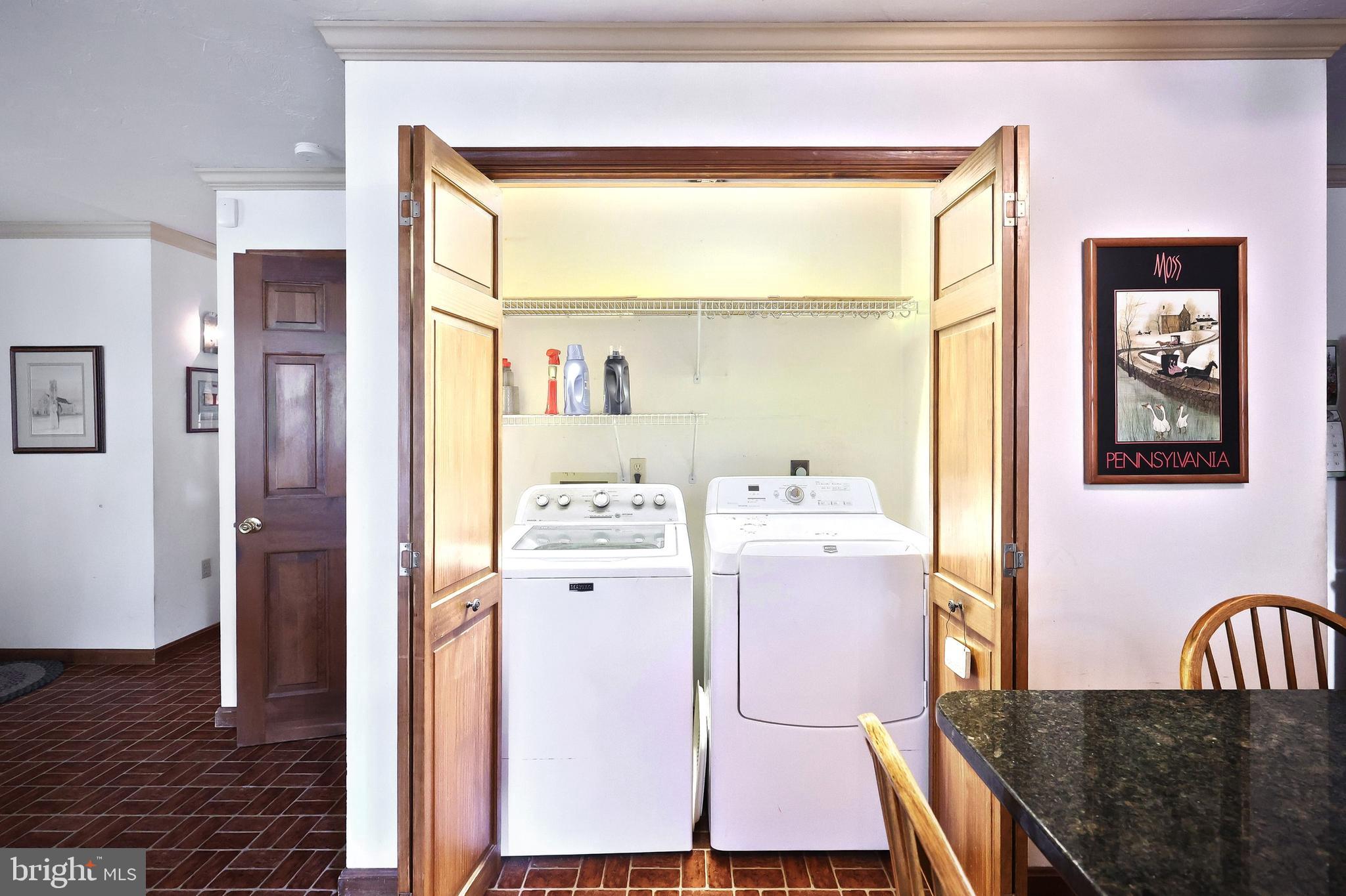 WASHINGTON AVE - Residential