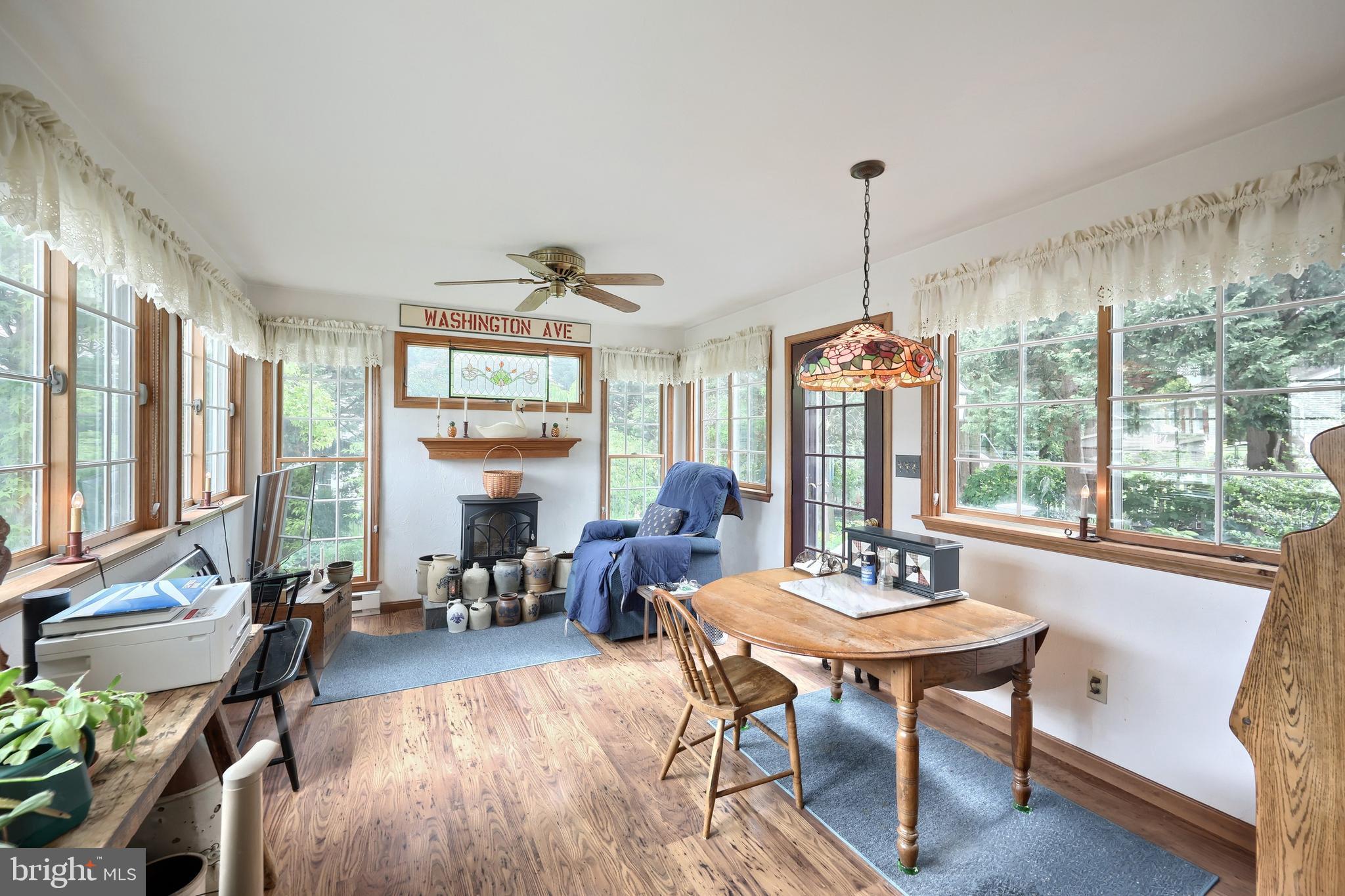 WASHINGTON AVE - Residential