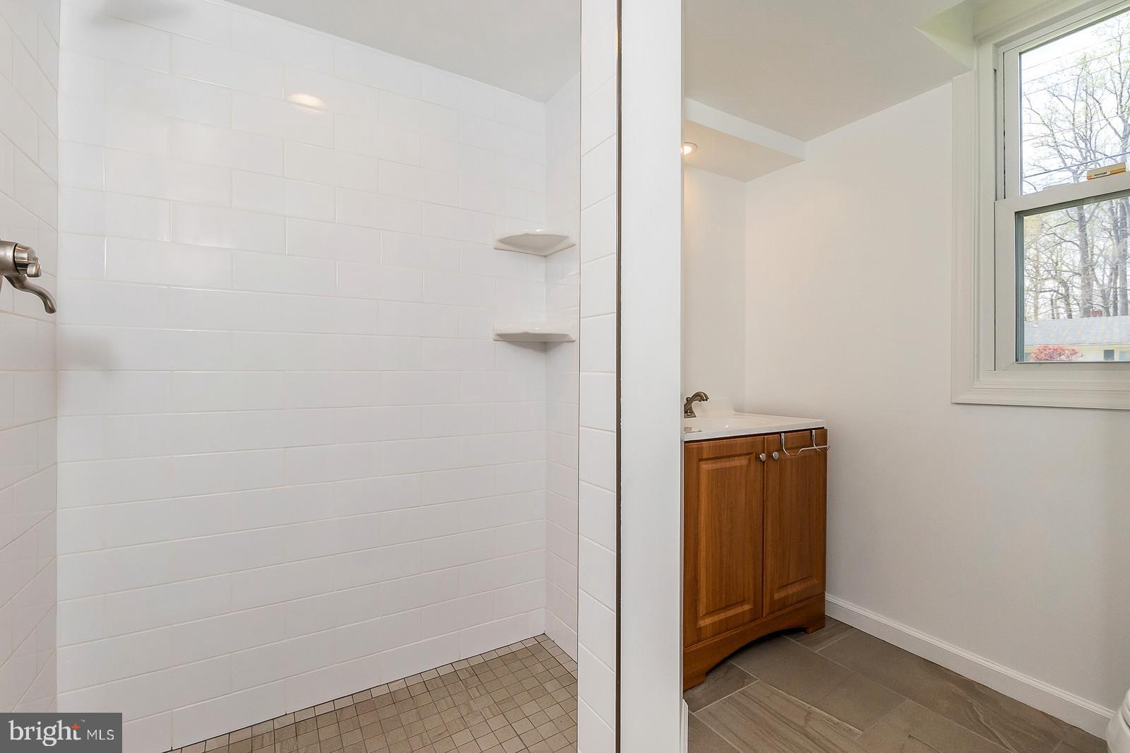 HUNTER MILL ESTATES - Residential