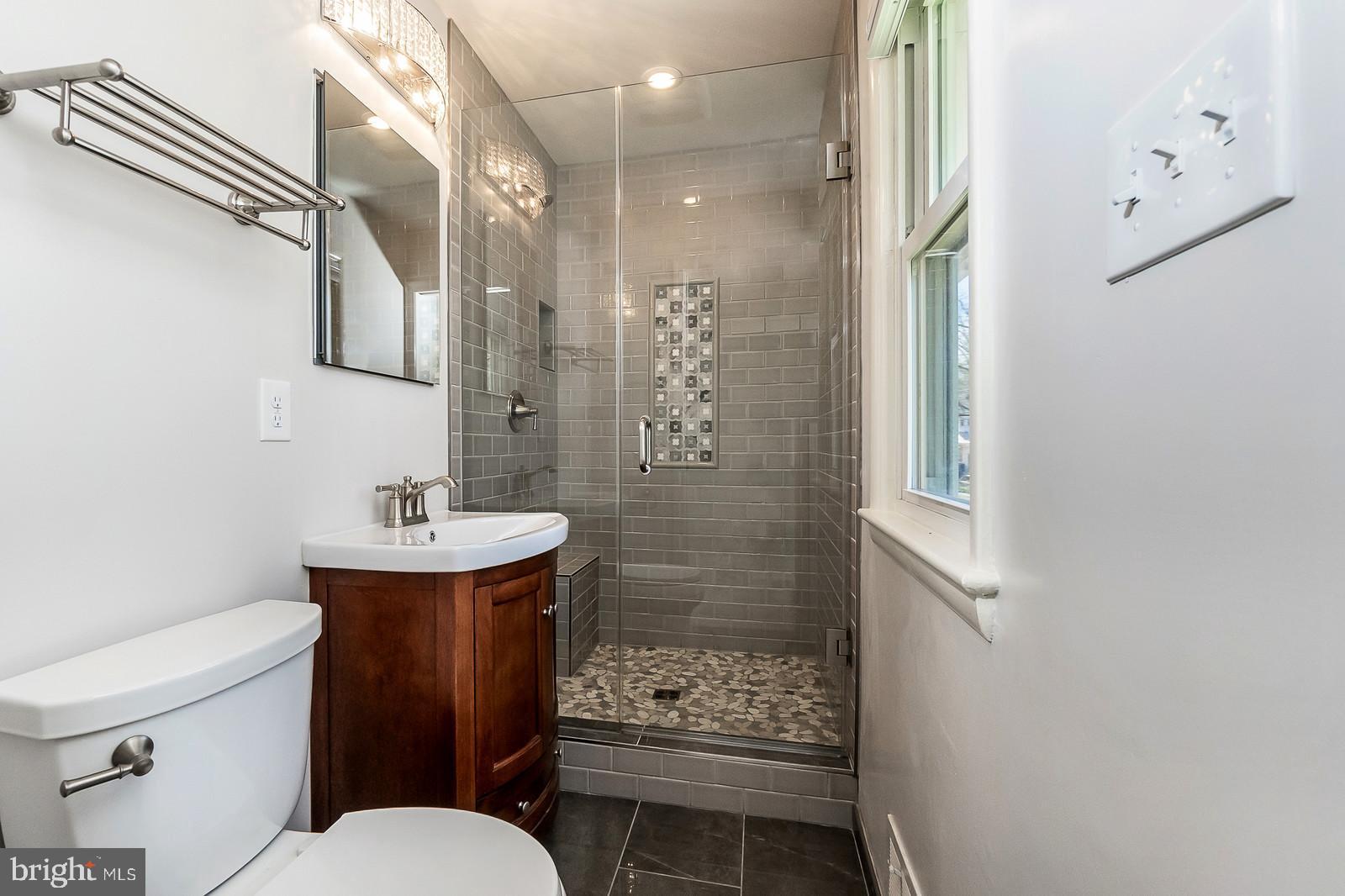 HUNTER MILL ESTATES - Residential