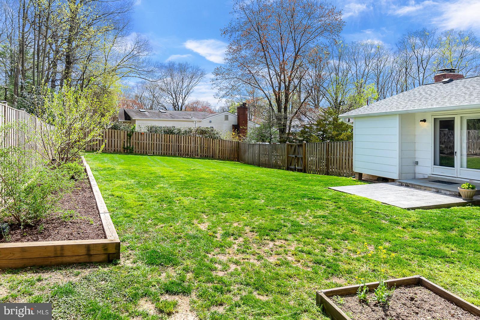 HUNTER MILL ESTATES - Residential